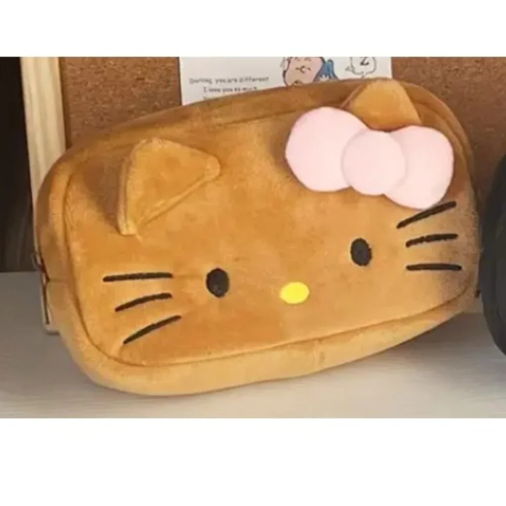 Hello Kitty Plush Cosmetic Bag (Coffee) BRAND-NEW & SO‎ CUTE!